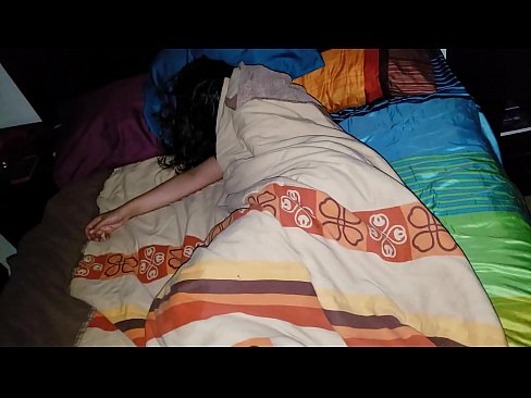 ❤️ Stesønn skjelter ut sin unge stemor mens hun sover. ❤❌ Pornovideo ved no.mysexgamer.ru ❤